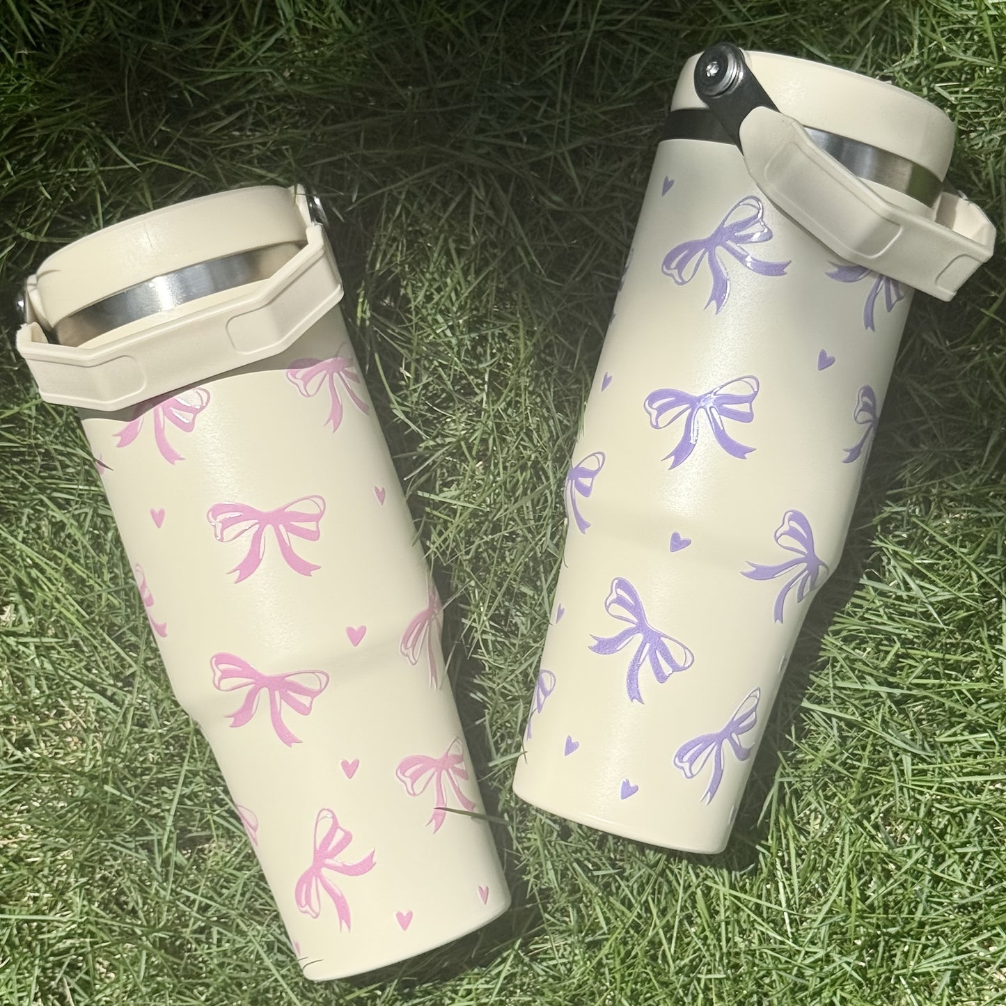 Insulated Travel Flask HILAKE 30oz Insulated Travel Flask with Handle - 1pc Leakproof Thermos for Hot\u002FCold Drinks, Beige & Pink Water Bottle, Cute Gift for Back to School, Weddings, Parties, Christmas, Thanksgiving, Mother's Day, Birthday