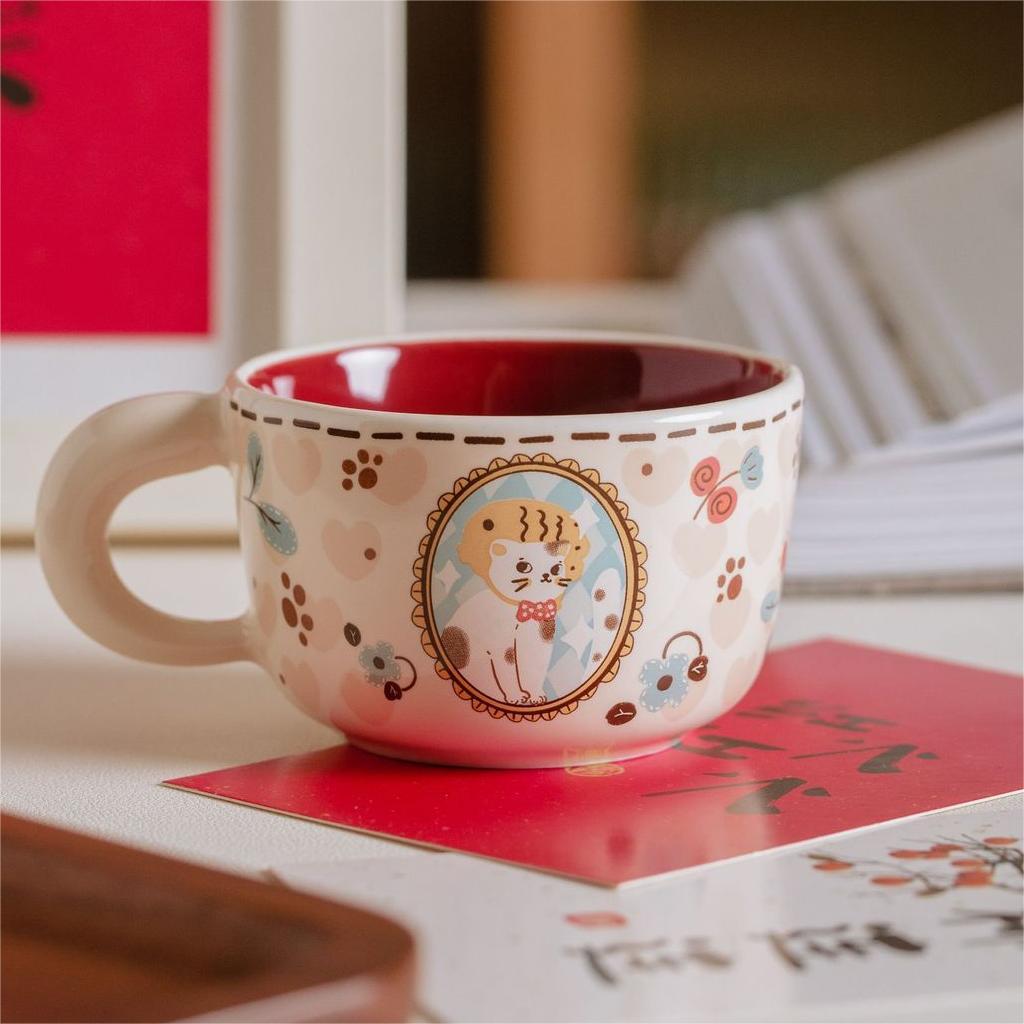 Vintage Cute Money-Grabbing Cat Coffee Mug - Ceramic Kitten Design with Red Bow Tie, Insulated